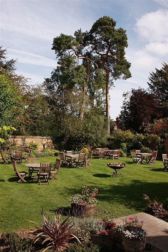 The Royal Oak, Yattendon Frilsham Bagian luar foto