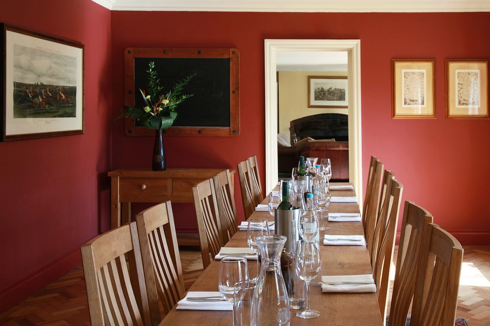 The Royal Oak, Yattendon Frilsham Bagian luar foto