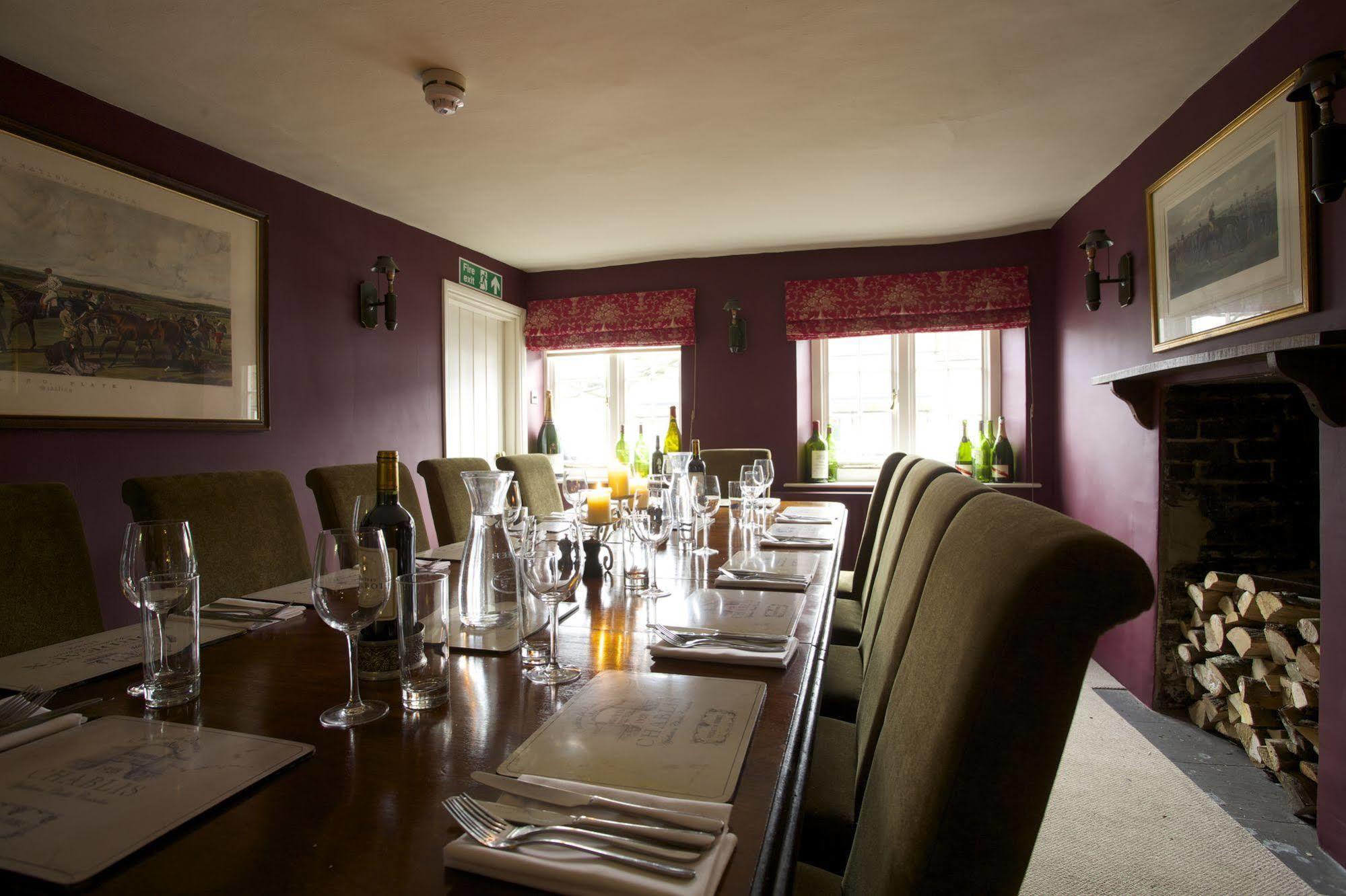 The Royal Oak, Yattendon Frilsham Bagian luar foto